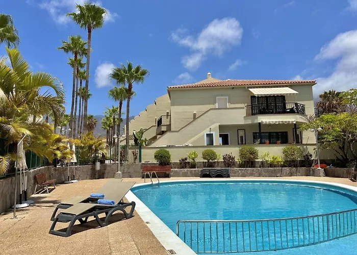 Duque Beachside Elegance * Costa Adeje (Tenerife)