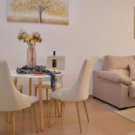 Appartement Duque Beachside Elegance *